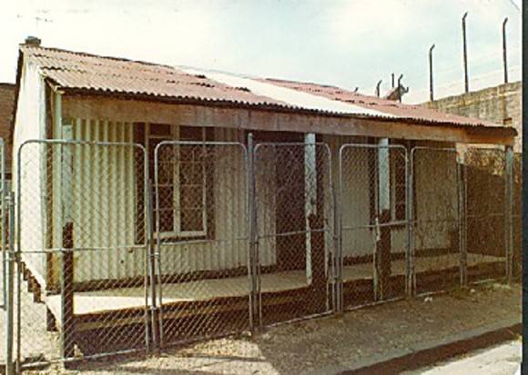 B3401 Abercrombie House