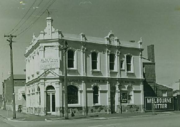 B2311 Floodgate Hotel Crockford St Port Melbourne
