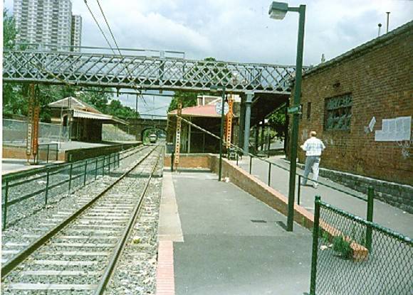 B4953 South Melbourne Railway Station 