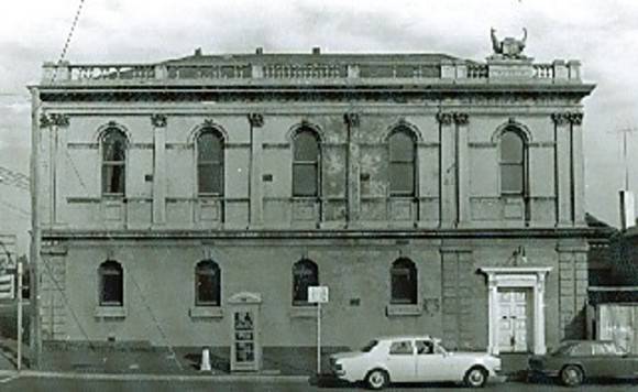 B2746 Freemason's Hall 254 Ferrars St Albert Park