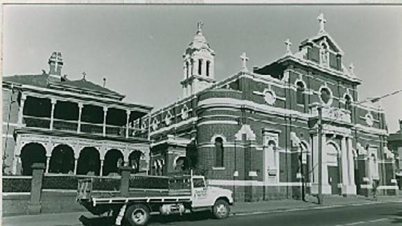 B5296 Sacred Heart Church & Manse 