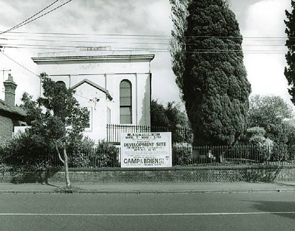 B548 Uniting Church, Windsor