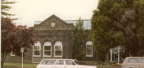 B0398 Municipal Chambers High St Epping