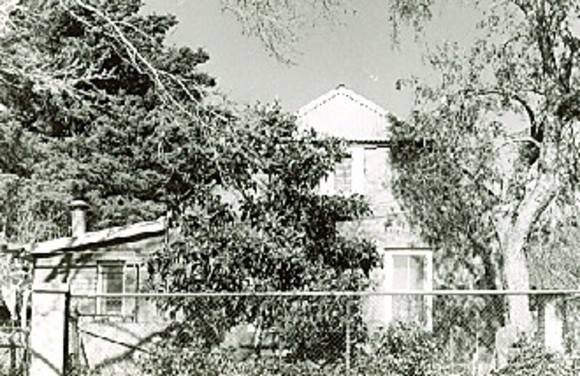 B3966 Wuchatsch's Farmhouse Lalor
