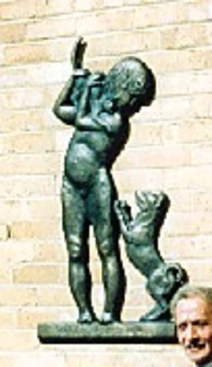 B7029 FE Virtue Memorial 