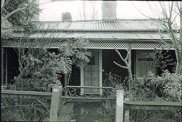 B5105 21 Elm Grove 