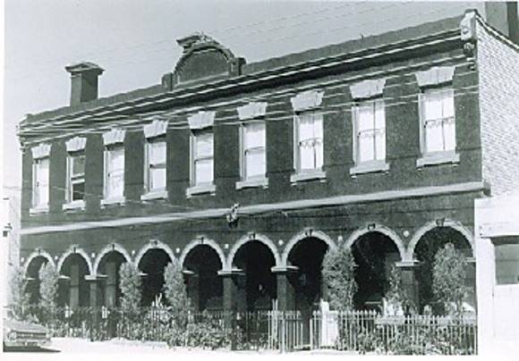 B3212 Holyrood Terrace 