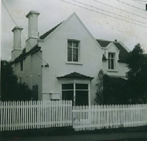 B4000 33 Rotherwood Street