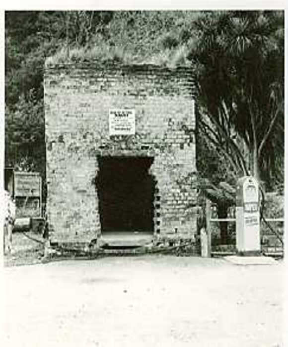 B1293 Bank of Victoria Vault, Walhalla