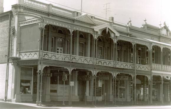 B1757 Alexandria Tea Room