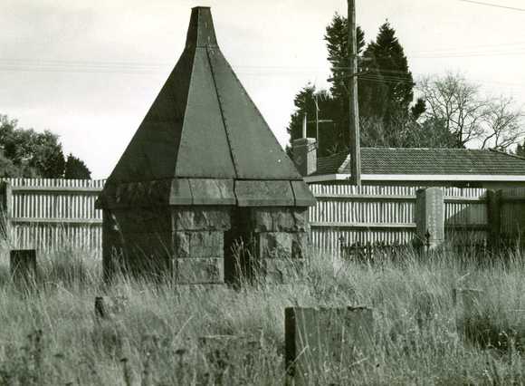 B2675 Chinese Funeral Oven