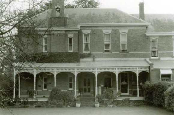 B1101 Mt Boninyong Homestead