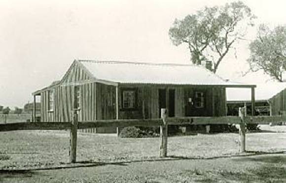 B2830 Hazelman Cottage