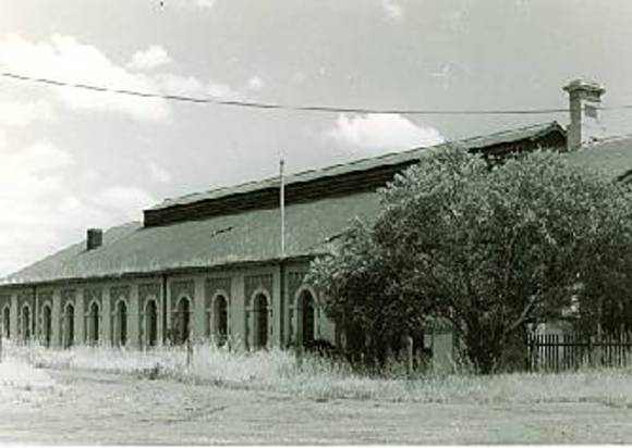 B2601 Engine Shed