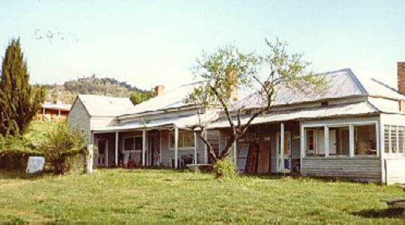 B1042 Blue Duck Inn