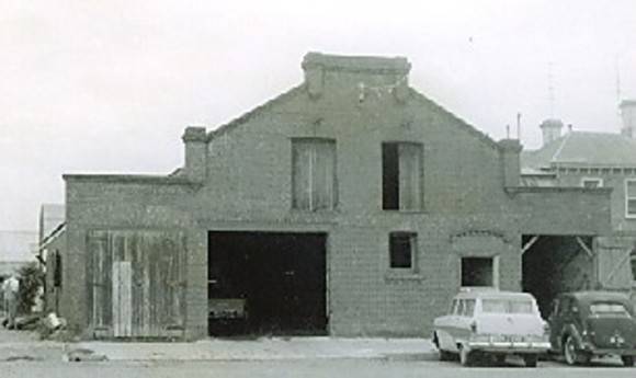 B1499 Old Stables Goodwin Motors