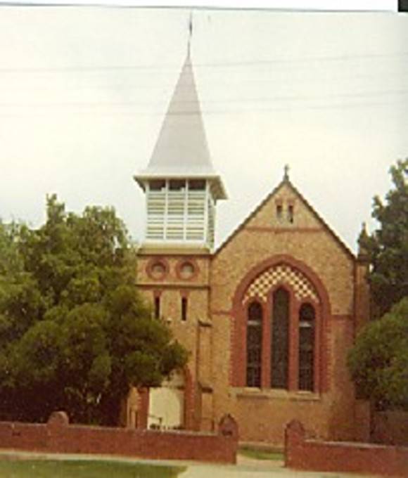 B5144 St Andrew's Uniting Church