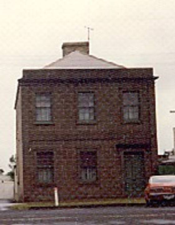 B888 70 Julia Street