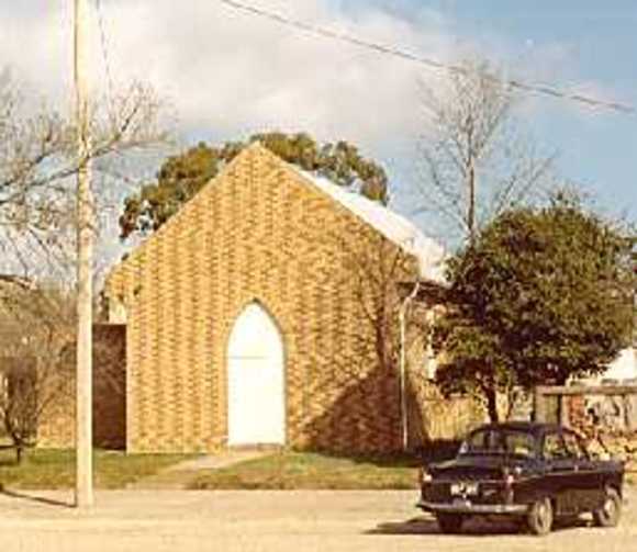 B1335 Budd Hall