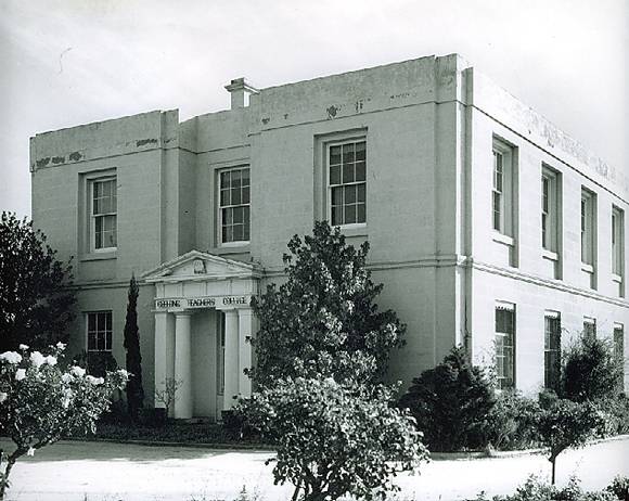 B0934 Lunan House