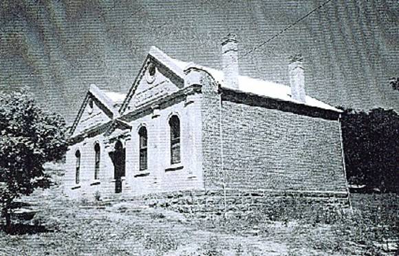 B1052 Former Public Library Clunes
