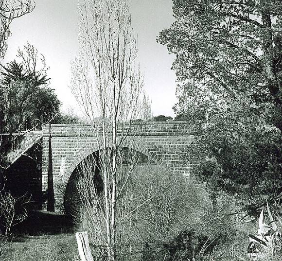 B1717 Single Span Bluestone Bridge