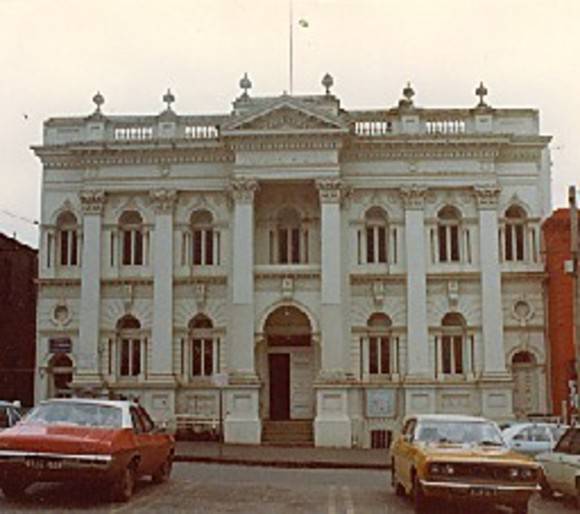 B5424 Daylesford Town Hall 