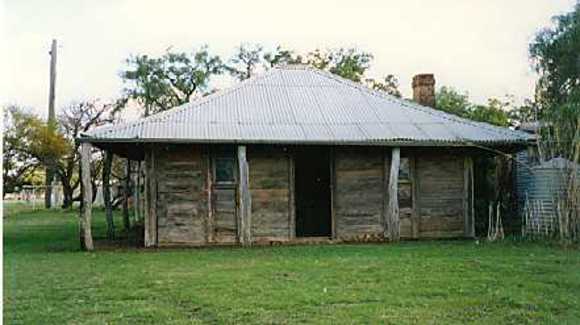 B2805 Bone Farm Homestead Woorak West