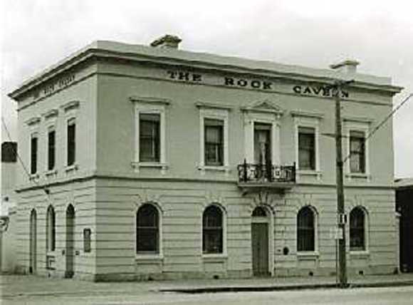 B1297 Former  Bank of Victoria, Beechworth (now The Rock Cavern)