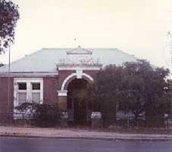 B6255 Court House 