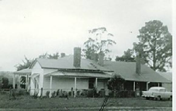 B2111 High Bank