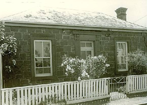 B1274 Wenona- 13 Welsh St, Kyneton