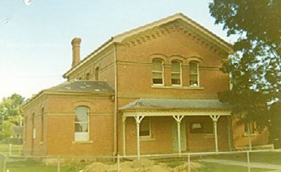 B0247 Court House Mansfield