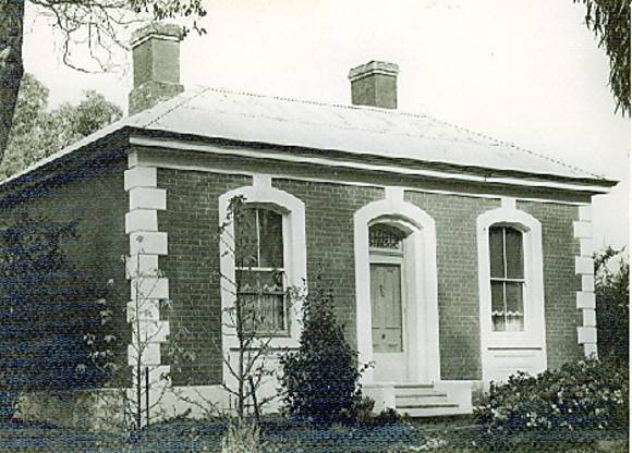B3102 Fmr Anglican Vicarage 