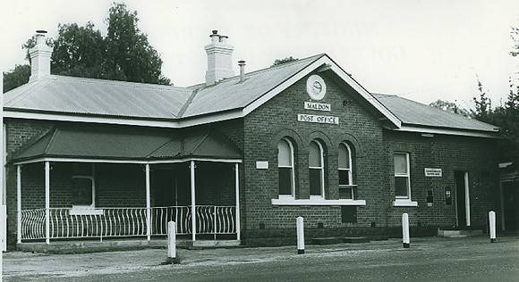 B5012 Post Office 