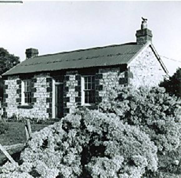 B4244 Arrandoon