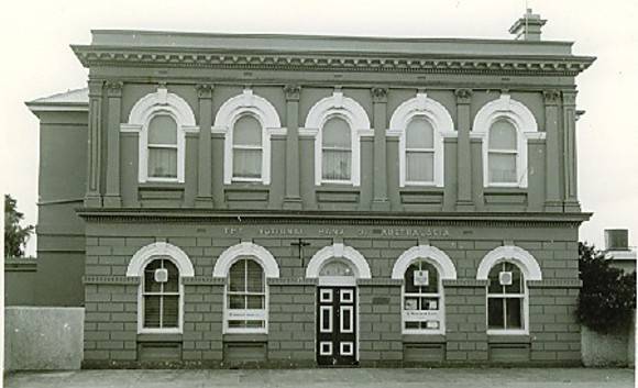 B0893 National Bank Koroit