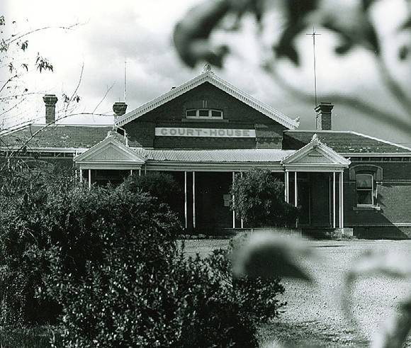 B2569 Court House