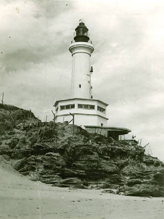 B2250 Point Lonsdale Lighthouse