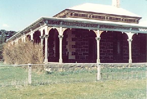 B2453 Mount Sturgeon