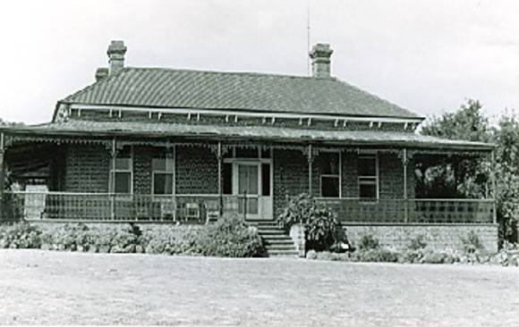 B2719 Englefield Homestead
