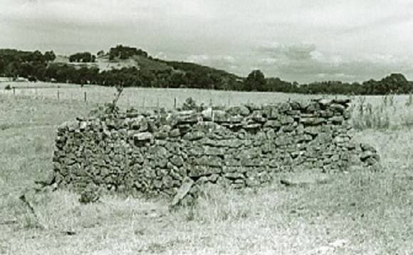 B1986 Mrs Kissock's Grave 