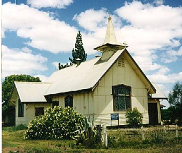 B6327 Holy Innocents Anglican Church 