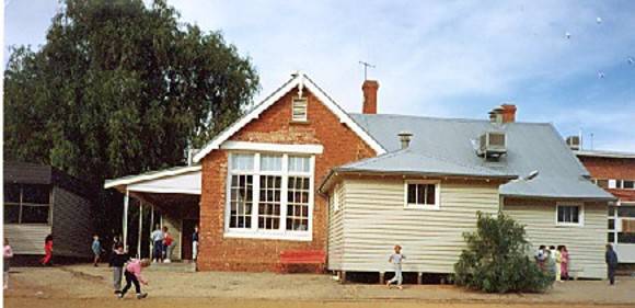B5642 Former Primary School No 1142 