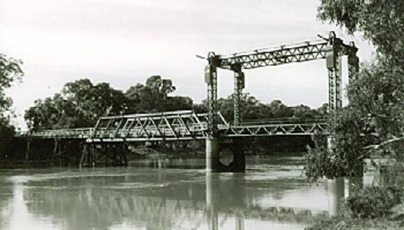 B6941 Swan Hill Lift Bridge 