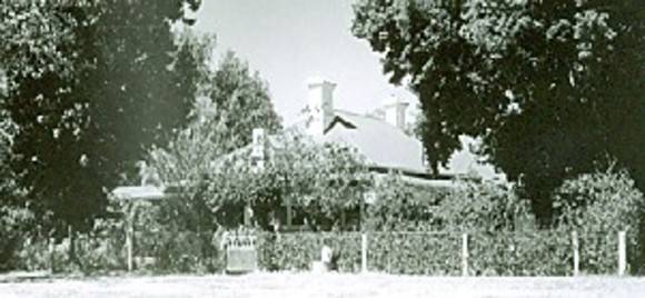 B1990 Cooyong Homestead 