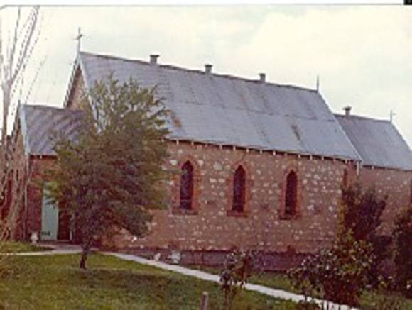 B4502 St Luke's Anglican Church 