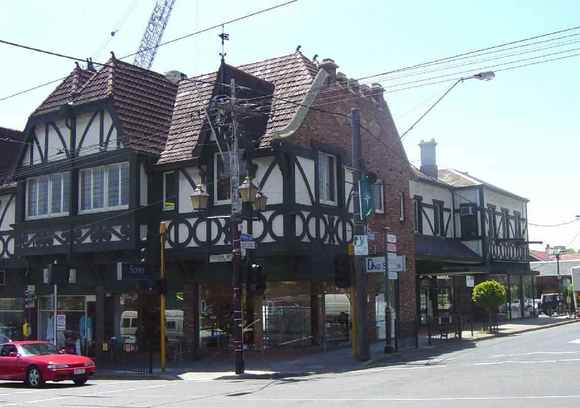 B7299 Toorak Village