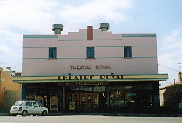 B5301 Theatre Royal 