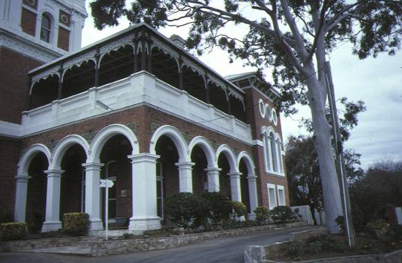 1 dhurringile prison murchison entrance aug1984